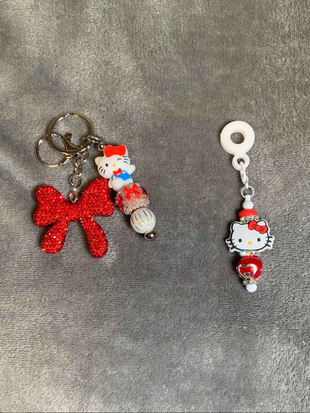 Hello Kitty Red & White Glitter Bow Keychain Charms